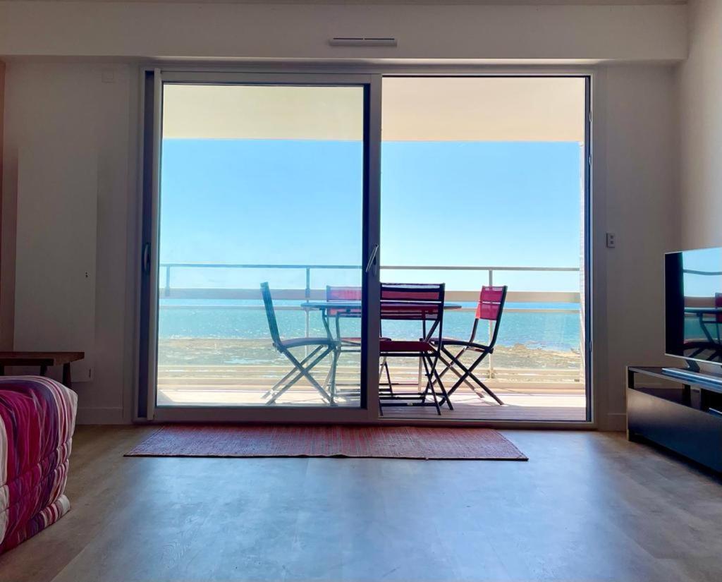 Large Studio Direct Access To The Beach Pornichet Εξωτερικό φωτογραφία